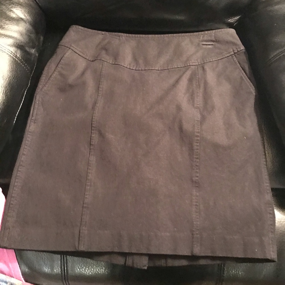 Black skirt